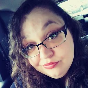 Meet your Posher, Holly